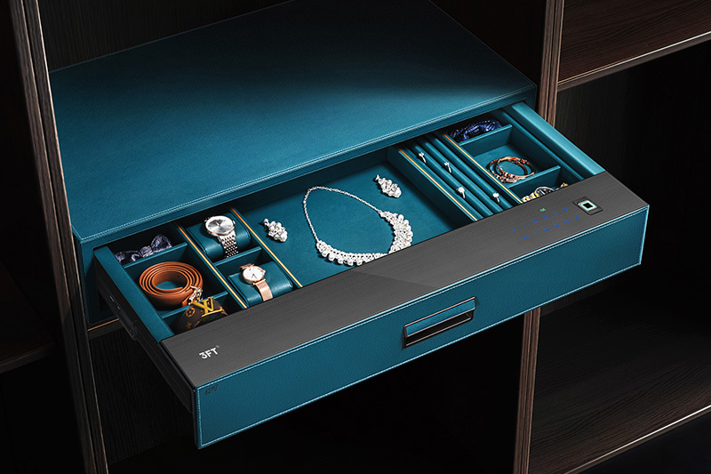 Leather Drawer Safe T3SB3-F Features Inner Drawer